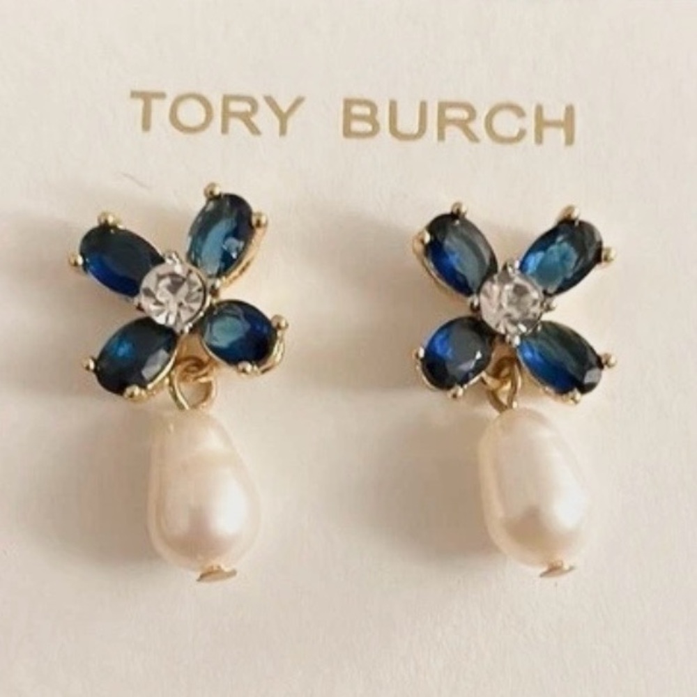 TORY BURCH BUDDY BLUE CLOVER PEARL DROP EARRINGS - Picture 5 of 6